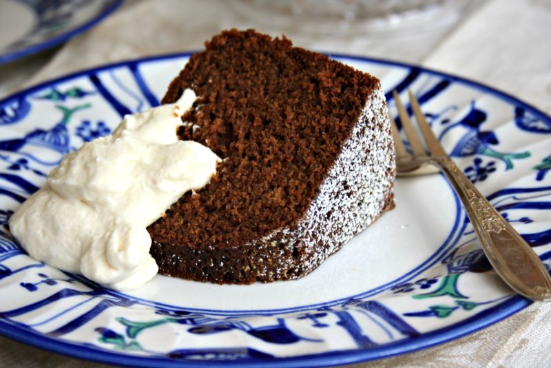 Espresso molasses cake