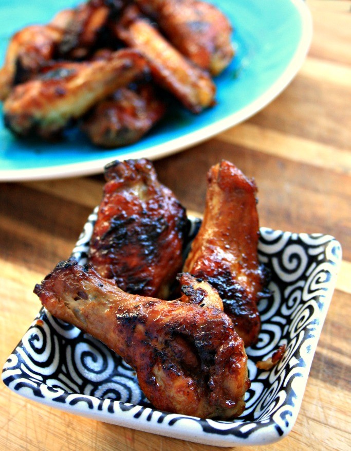 Asian Wings in a white and black plate