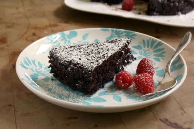 chocolate cake with raspberry 