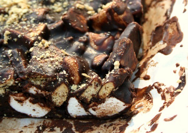s'mores bars on a plate