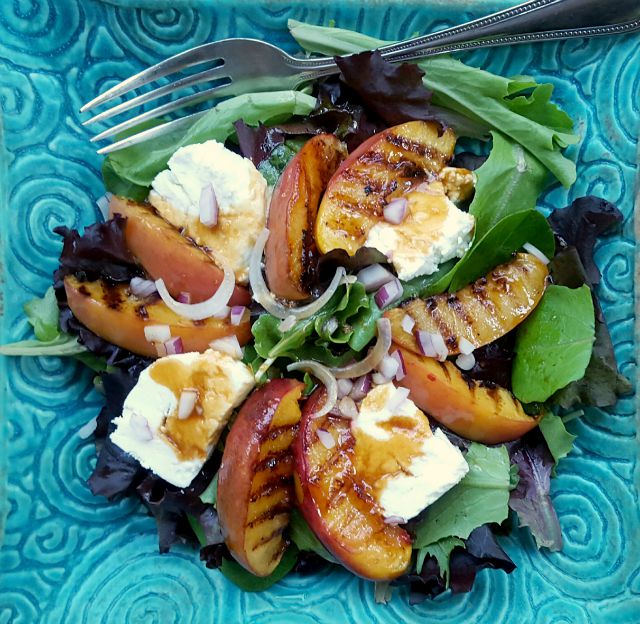 grilled nectarine salad with chipotle molasses dressing