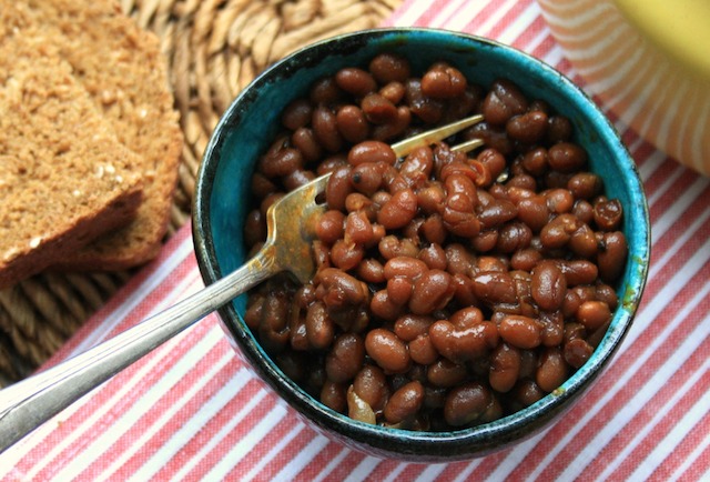 Molasses Baked Beans with a touch of sass. An old fashioned New England Style recipe