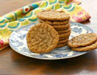 These easy five-ingredient peanut butter cookies 
