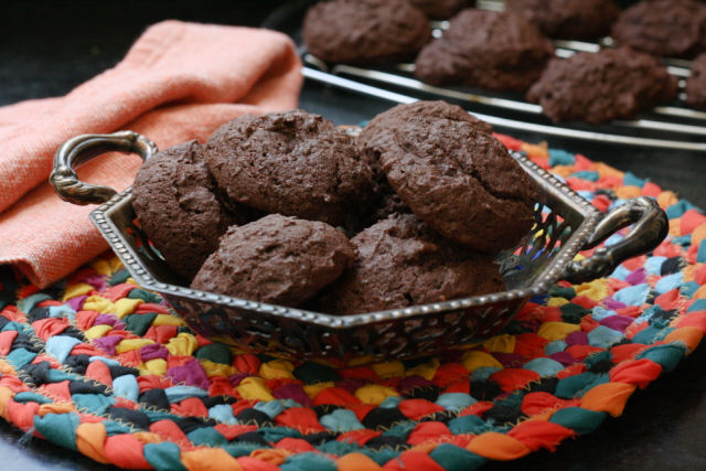 gluten-free chia chocolate cookies.